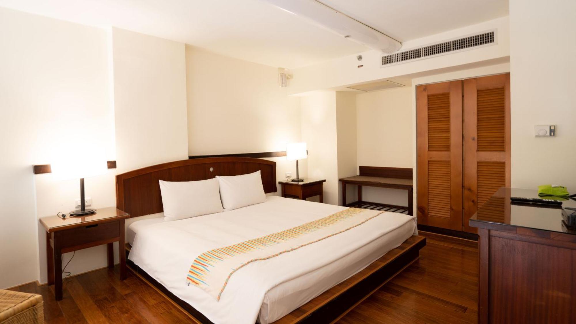 Yoho Beach Resort Kenting Heng-ch'un Exterior foto A bedroom at the hotel