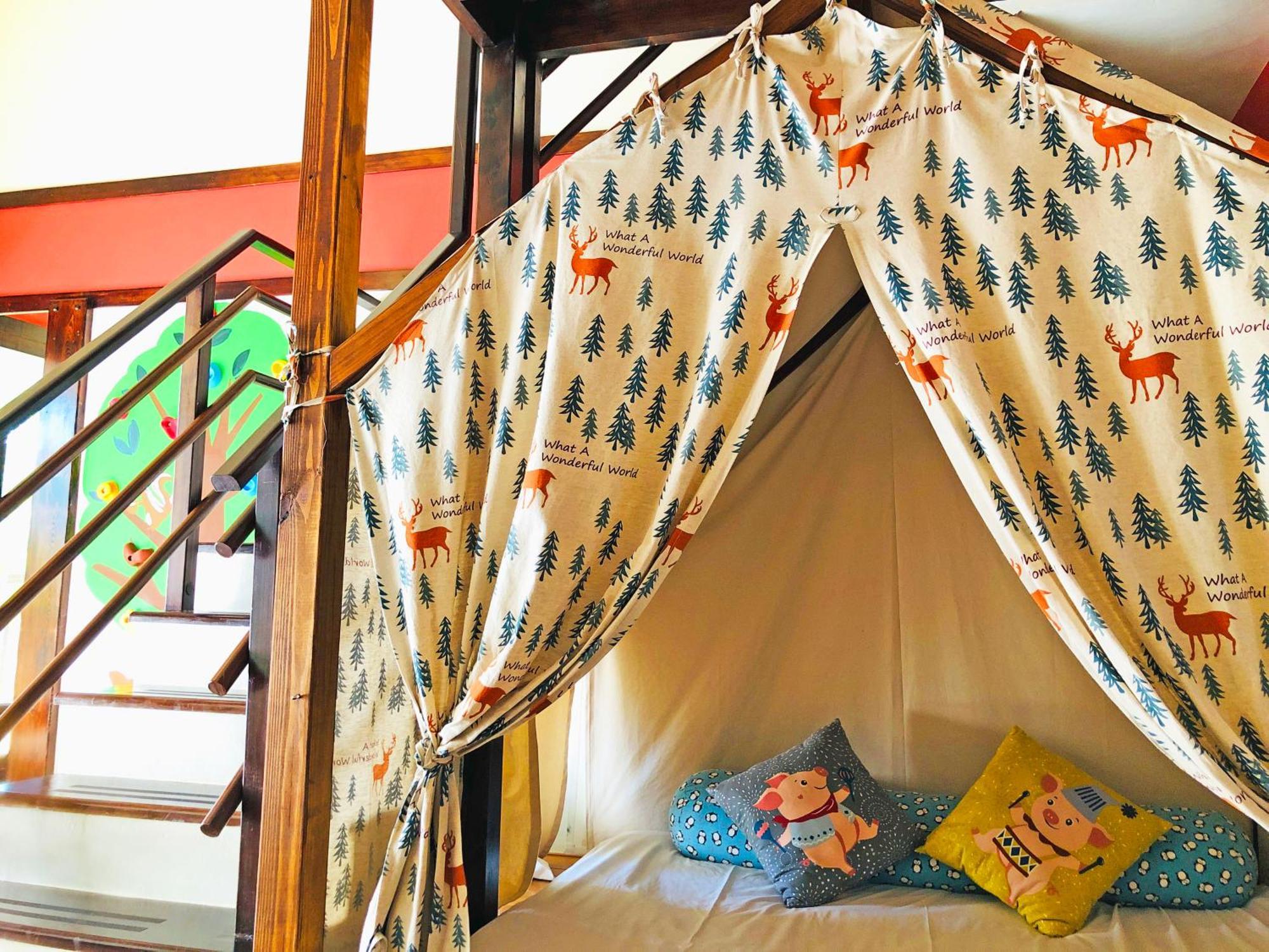 Yoho Beach Resort Kenting Heng-ch'un Exterior foto A tent bed
