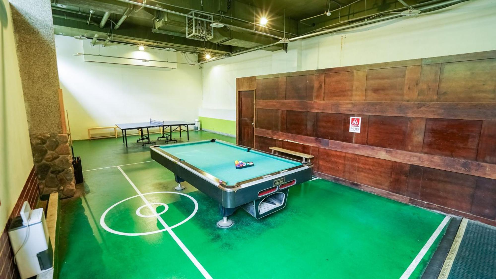 Yoho Beach Resort Kenting Heng-ch'un Exterior foto The billiard room