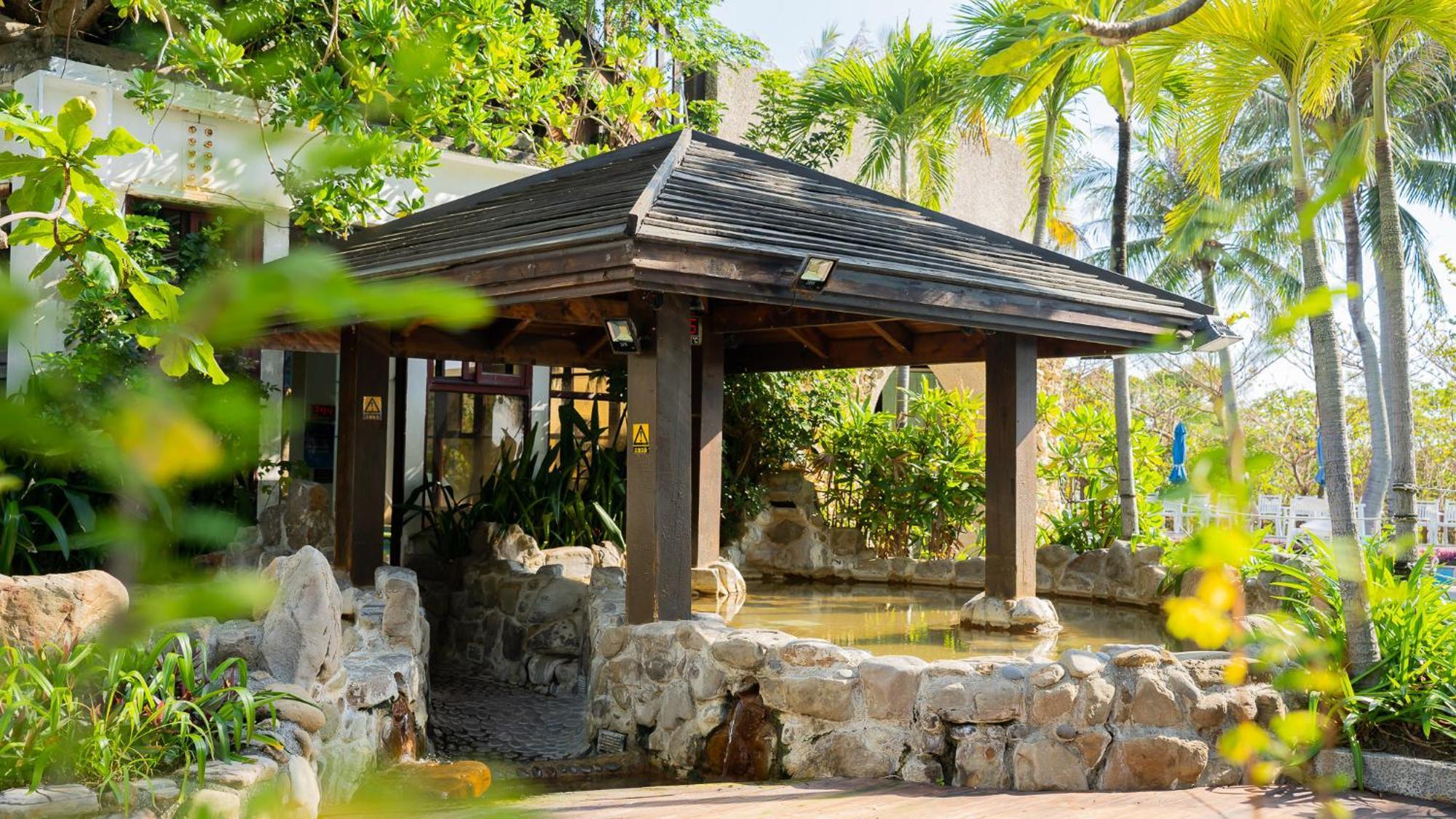 Yoho Beach Resort Kenting Heng-ch'un Exterior foto The Thai Pavilion